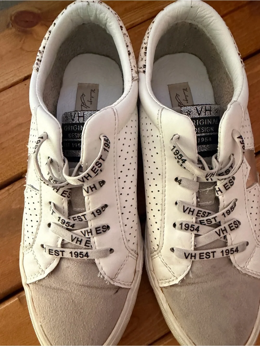 Vintage Havana White and Silver Women’s Low-Top Sneakers - Casual Comfort